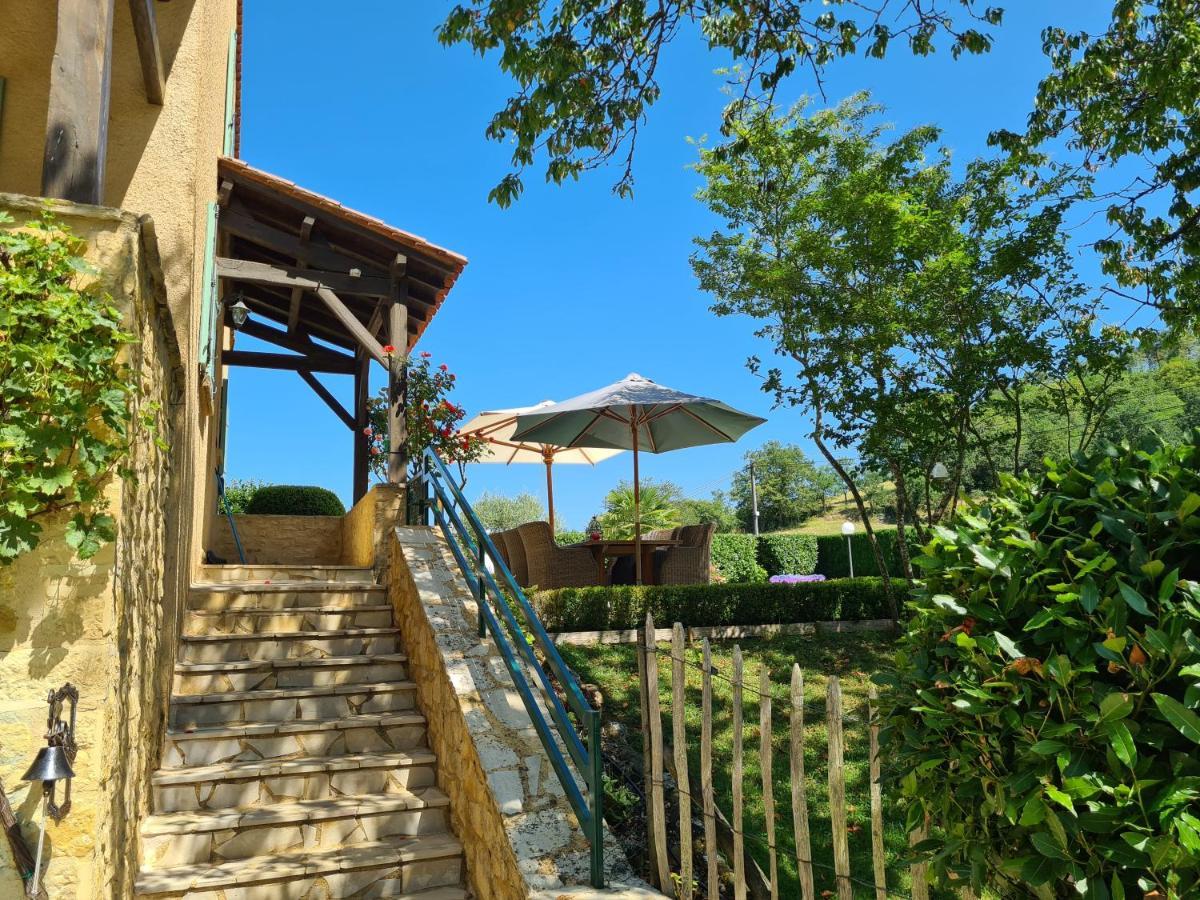 Le Malpas Woodpecker Apartment Belves Exterior photo
